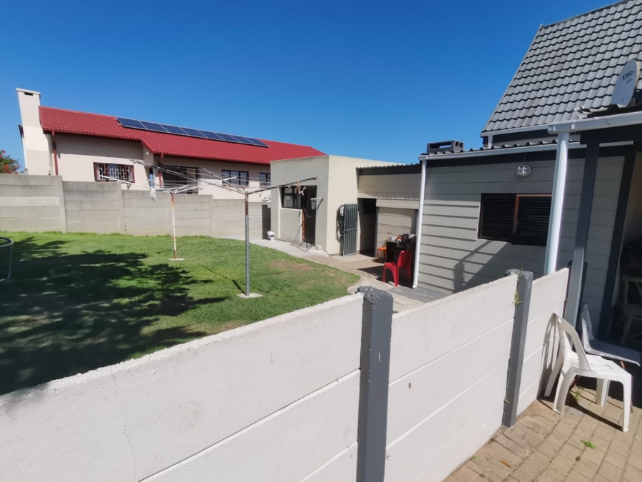 4 Bedroom Property for Sale in Dana Bay Western Cape